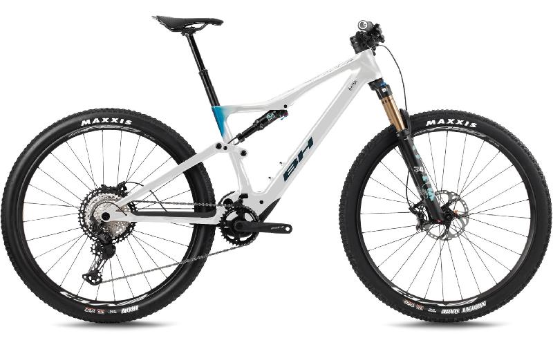 BH iLYNX RACE CARBON 7.8 EC786 barva WHITE / BLUE 2026 kola 29 baterie 17,5 Ah