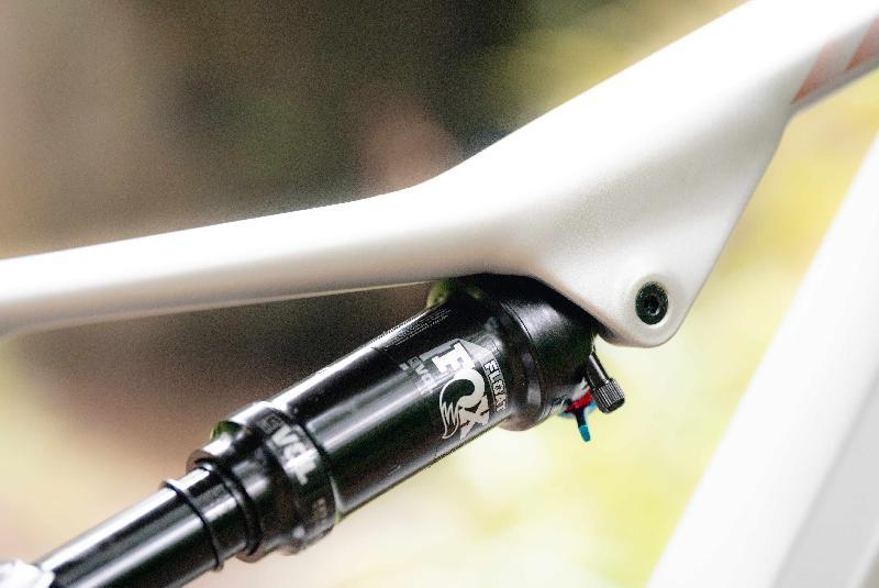 Elektrokolo bh 3501 ilynx+ nx enduro 9 0 ex906 barva black   aquamarine   white 7