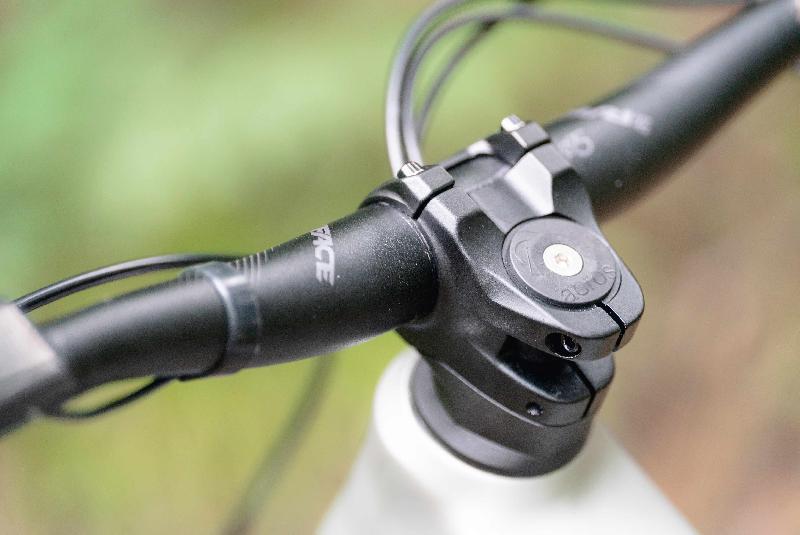 Elektrokolo bh 3504 ilynx+ sl enduro carbon 9 6 es966 barva white   dark brown 4