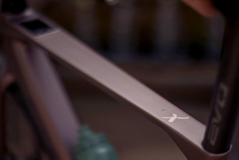 Elektrokolo bh 3539 igravelx nx carbon 2 7 ex276 barva light blue   silver 3