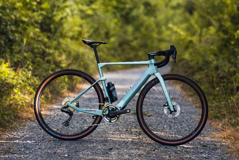 Elektrokolo bh 3705 igravelx carbon 2 9 ec296 barva light blue   silver 1