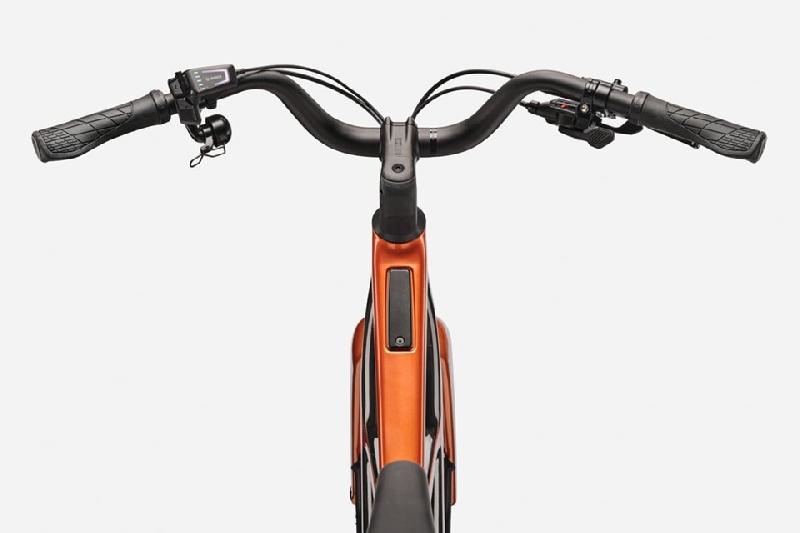 Elektrokolo cannondale 3490 flyingv 2 barva oranzova cerna 3