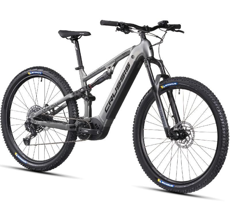 Elektrokolo crussis 3336 one full 9 10 720 wh barva stribrna cerna   predvadeci kolo c 10