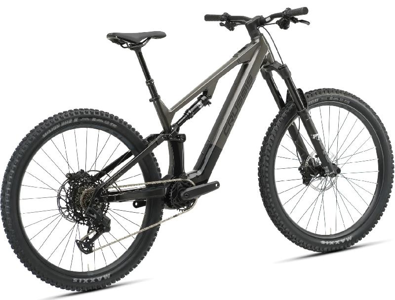 Elektrokolo crussis 4056 one full 11 11 800 wh barva stribrna cerna 2