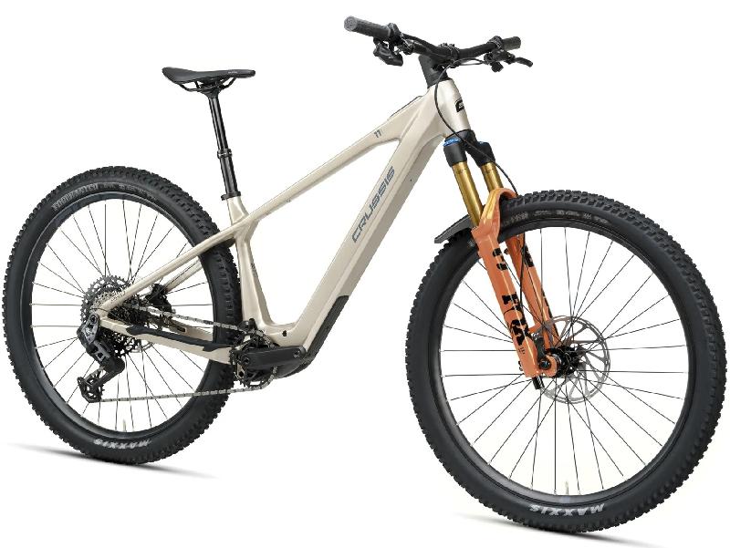 CRUSSIS e-Hard 11.11-PRO (600 Wh) barva SVĚTLÁ ZLATÁ 2026 kola 29 baterie 16,7 Ah