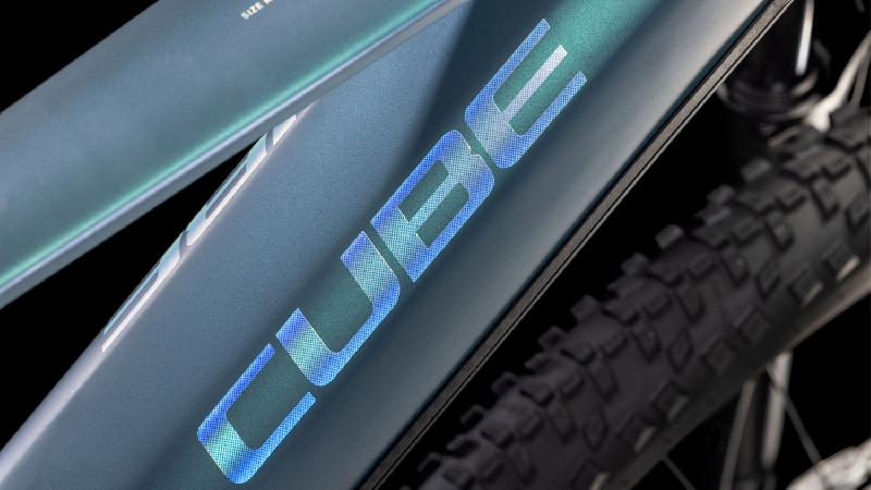 Elektrokolo cube 3557 reaction hybrid pro 800 barva smaragdgrey n prism 6