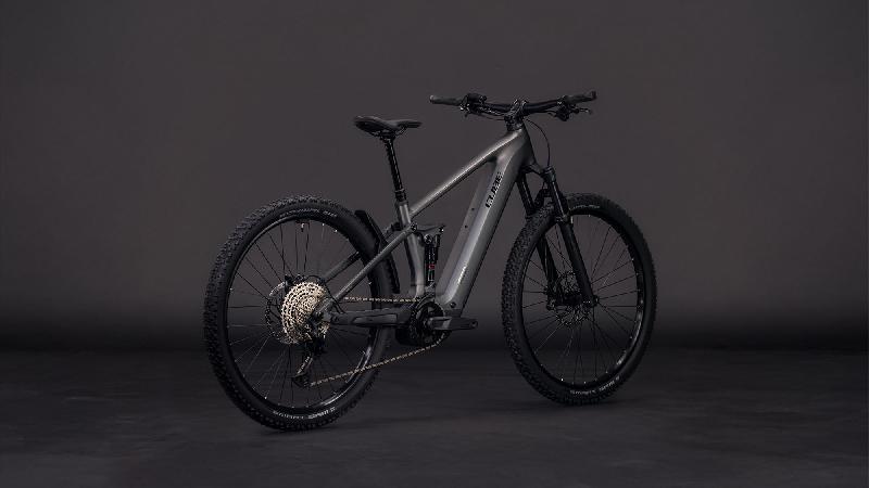 Elektrokolo cube 3656 stereo hybrid one22 race 800 barva slabgrey n chrome 1