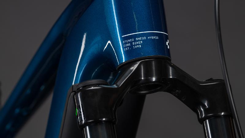 Elektrokolo cube 3659 stereo hybrid one22 race 800 barva electricblue n white 6