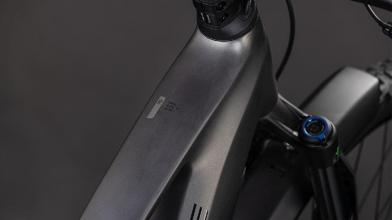 Elektrokolo cube 3675 stereo hybrid one22 race 800 fe barva slabgrey n chrome 2