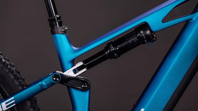 Elektrokolo cube 3687 stereo hybrid one44 hpc slx 800 barva nebula n white 2