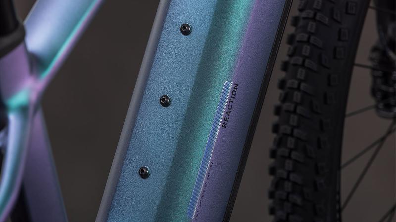 Elektrokolo cube 3693 reaction hybrid race 800 barva polarlight n prism 4