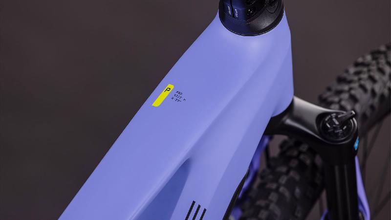 Elektrokolo cube 3695 stereo hybrid one22 pro 800 barva lucidlilac n lime 1