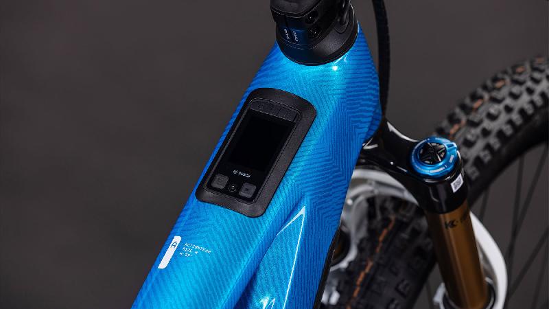 Elektrokolo cube 3722 stereo hybrid one44 hpc at 800 barva actionteam 7