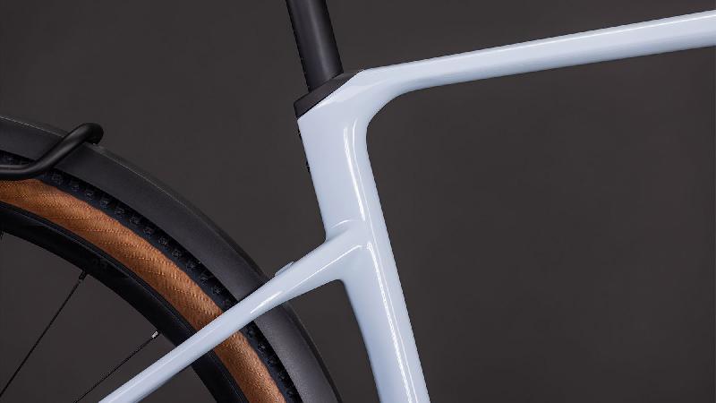 Elektrokolo cube 3725 nuroad hybrid c:62 slx 400x fe barva iceblue n prism 5