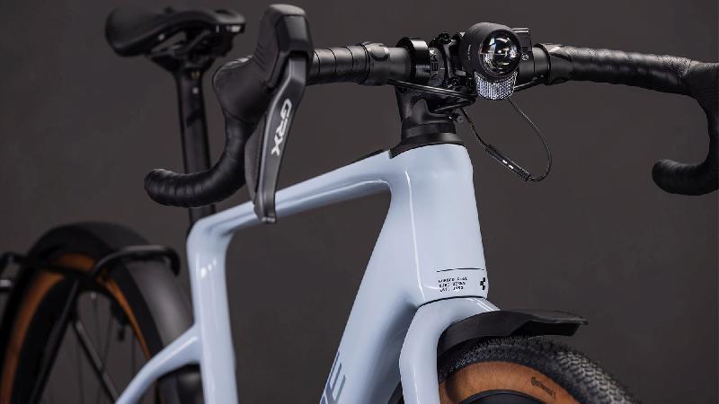 Elektrokolo cube 3725 nuroad hybrid c:62 slx 400x fe barva iceblue n prism 7