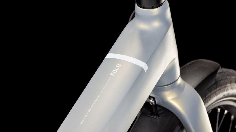 Elektrokolo cube 3743 fold hybrid comfort 500 barva pearlysilver n white 1