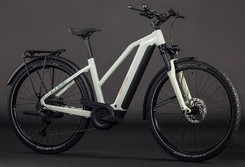 Elektrokolo cube 4496 nuride hybrid performance 600 barva desertstone grey 1