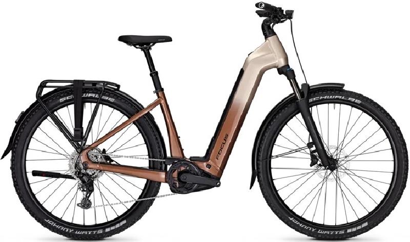 FOCUS AVENTURA² 6.7 barva ADAMANT SILVER/PLATINUM BRONZE 2026 kola 29 baterie 16,7 Ah