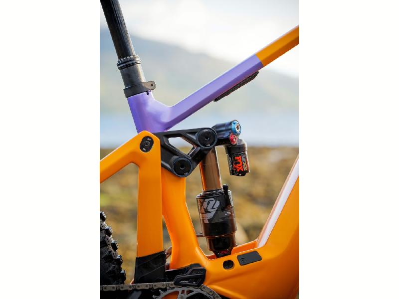 Elektrokolo ghost 2811 e riot cf full party barva orange dazzling mango diva purple glossy 7