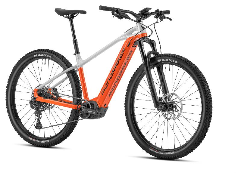 MONDRAKER PRIME R barva ORANGE DIRTY WHITE 2023 kola 29 baterie 20,8 Ah