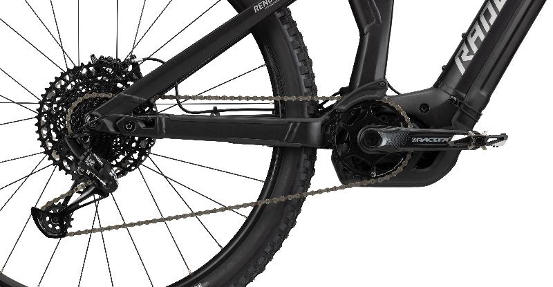 Elektrokolo radon 3545 render al 8 0 750 barva black   silvermetal 2