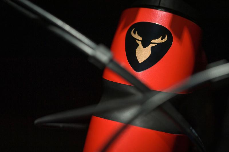 Elektrokolo rotwild 3630 r x375 core barva red metallic 3