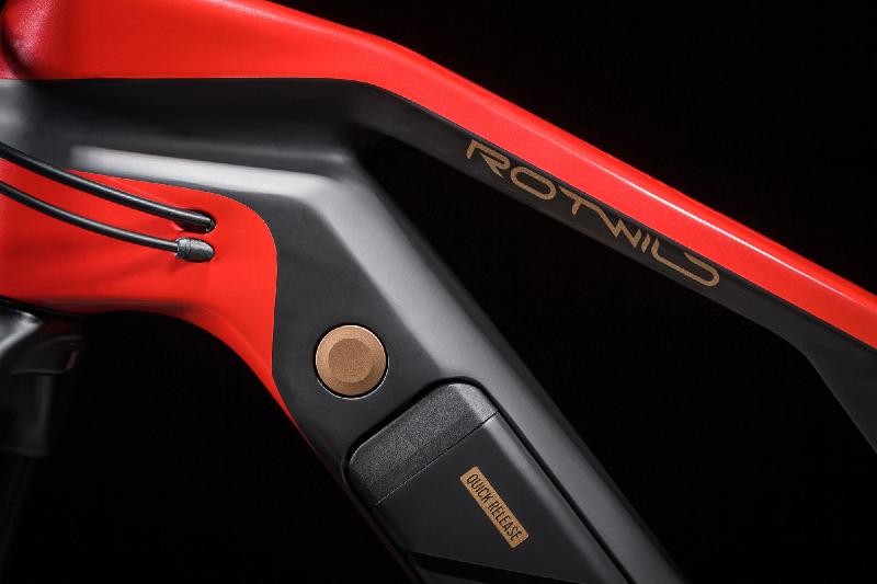 Elektrokolo rotwild 3630 r x375 core barva red metallic 5