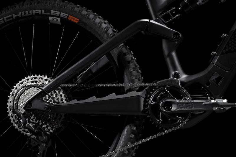 Elektrokolo rotwild 3634 r x735 core barva black metallic 2