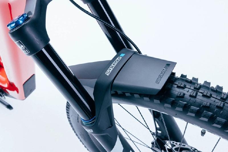 Elektrokolo steppenwolf 3980 tundra 9 0 avinox barva racing red gloss 8